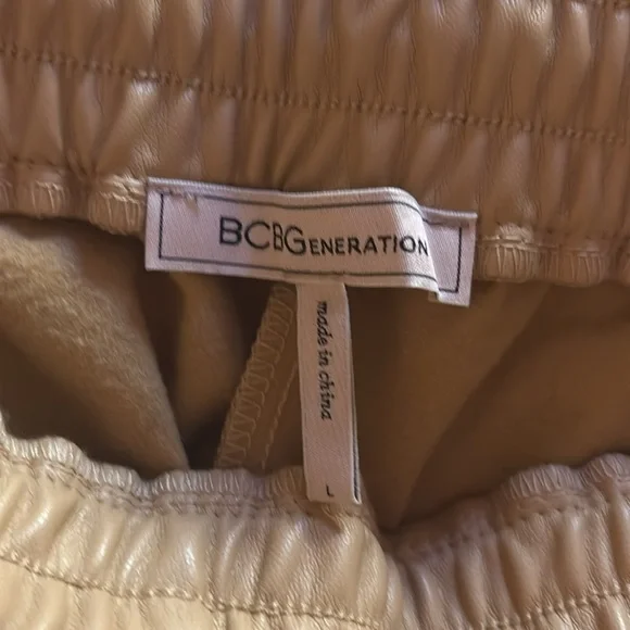 BCBG Generation Camel PU Leather Pants - Picture 4 of 7